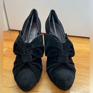 Madden Girl Gambill Black Bow Velour Zip Up Bootie